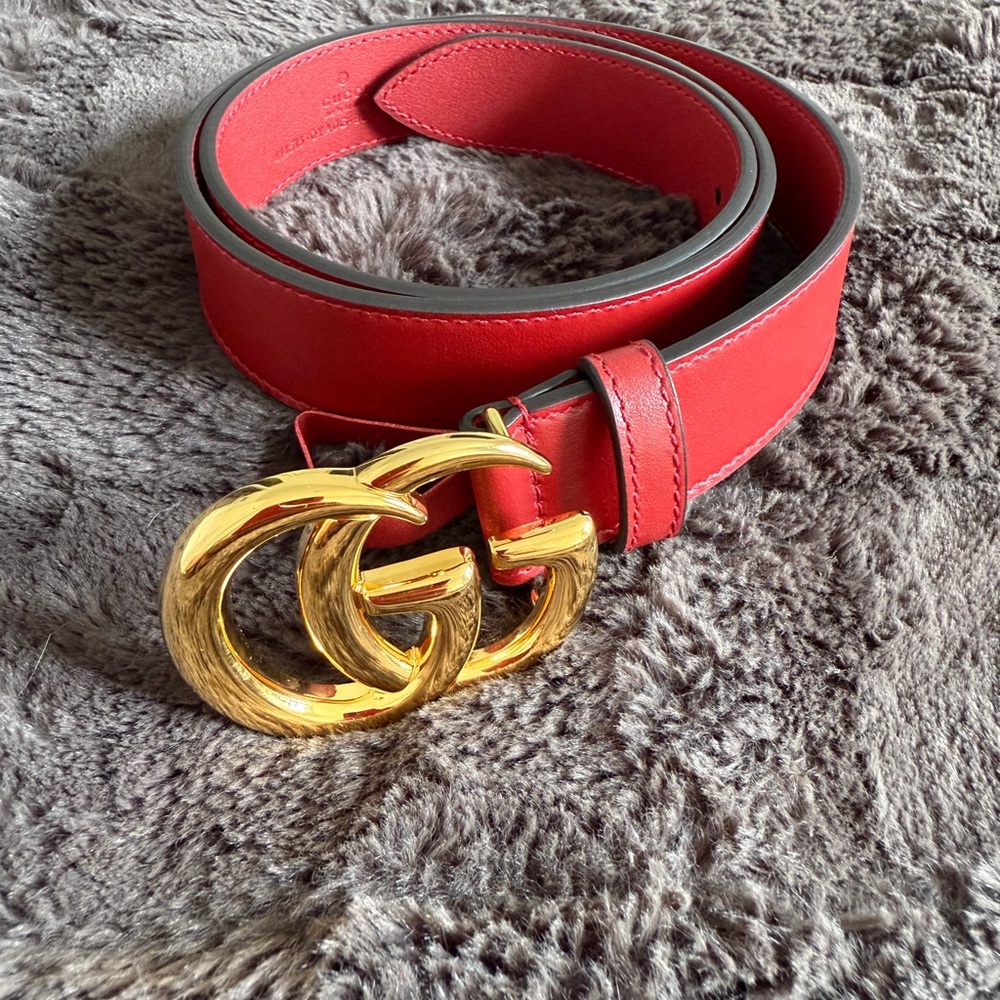 Gucci Red Belt with Gold GG Buckle size 80